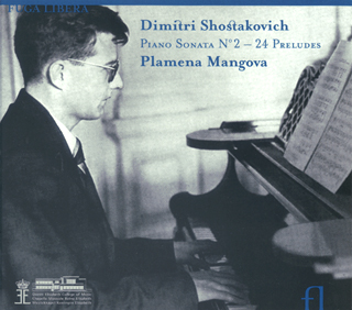 La pianiste Plamena Mangova joue Dmitri Chostakovitch