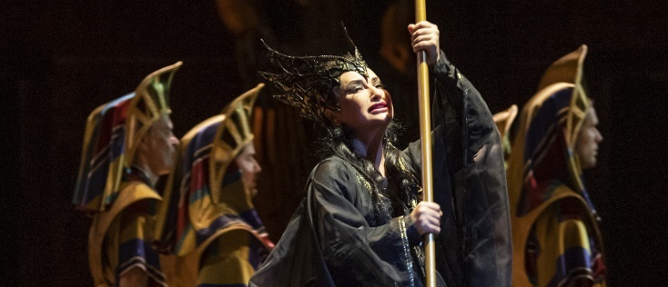 Speranza Scappucci joue Aida, en fosse de l’Opéra royal de Wallonie