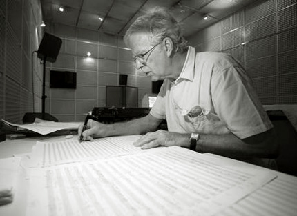 le compositeur britannique Jonathan Harvey photographié par Florian Kleinefenn