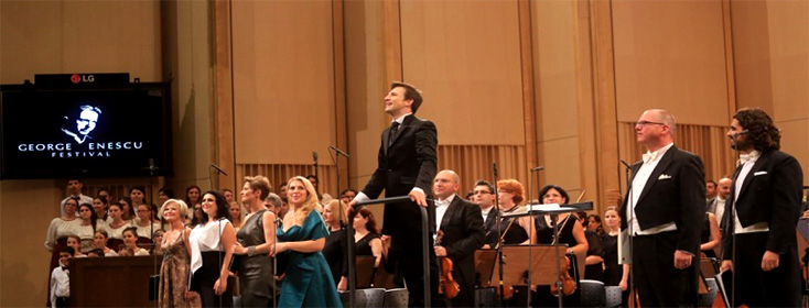 à Bucarest, Cornelius Meister salue après une Huitième de Mahler exceptionnelle