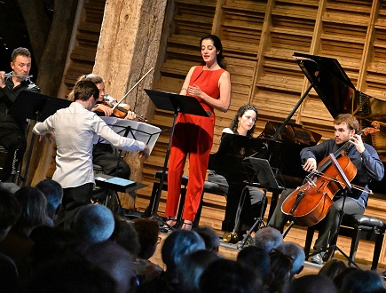 Raquel Camarinha chante Schönberg et Weill à la Grange de Meslay...