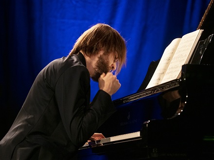 Au Festival de Verbier, le pianiste russe Daniil Trifonov joue nos contemporains